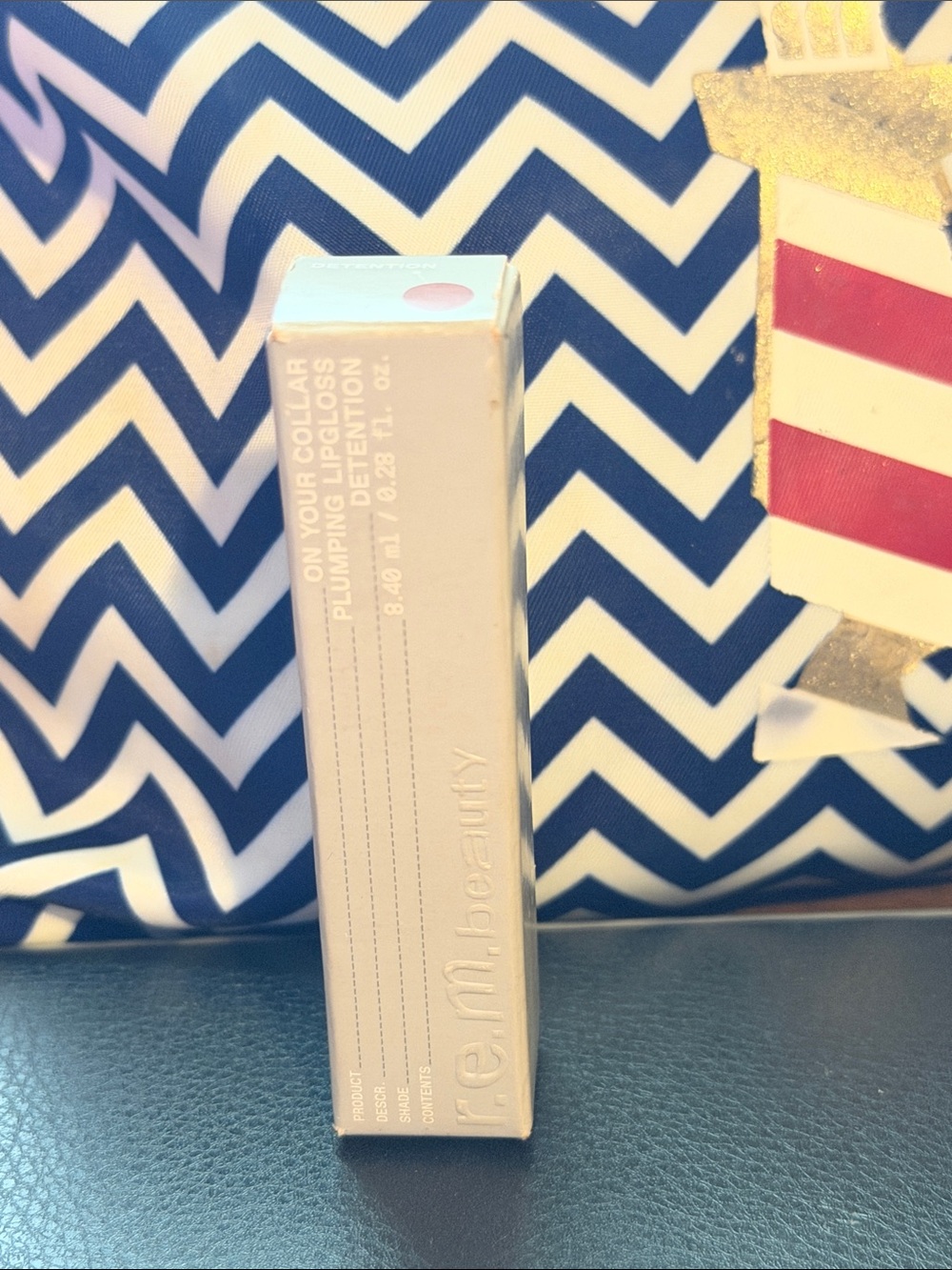 r.e.m. beauty On Your Collar Plumping Lipgloss - Detention